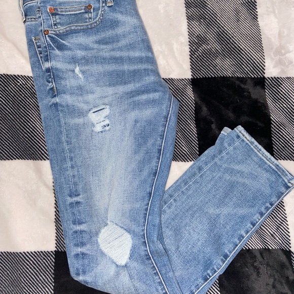 Other - American Eagle Jeans